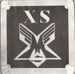 XS : Clap Your Hands